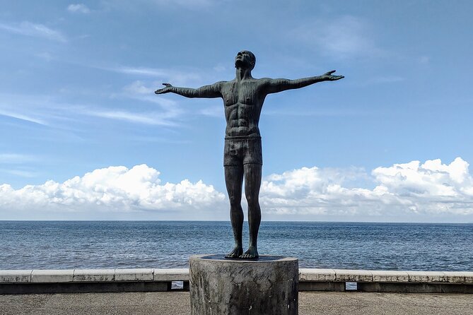 Puerto Vallarta Historical El Centro: A Self-Guided Audio Tour - Galleries, Huichol art, chocolate, and cigars