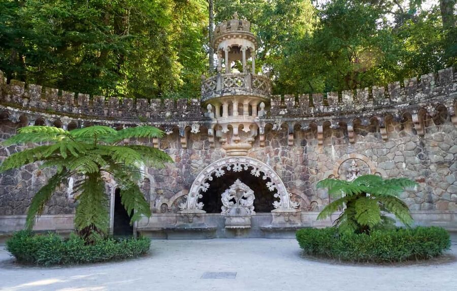 Quinta da Regaleira: Skip-The-Booth E-Ticket and Audio Guide - Getting In with the Timed E-Ticket