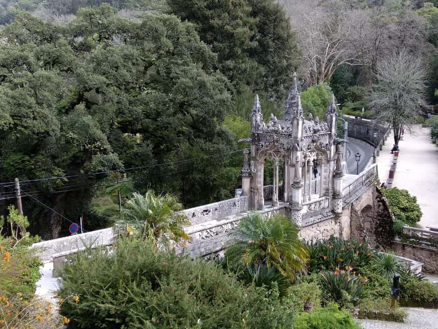 Quinta da Regaleira: Skip-The-Booth E-Ticket and Audio Guide - Using the Audio Guide Without Losing Your Way