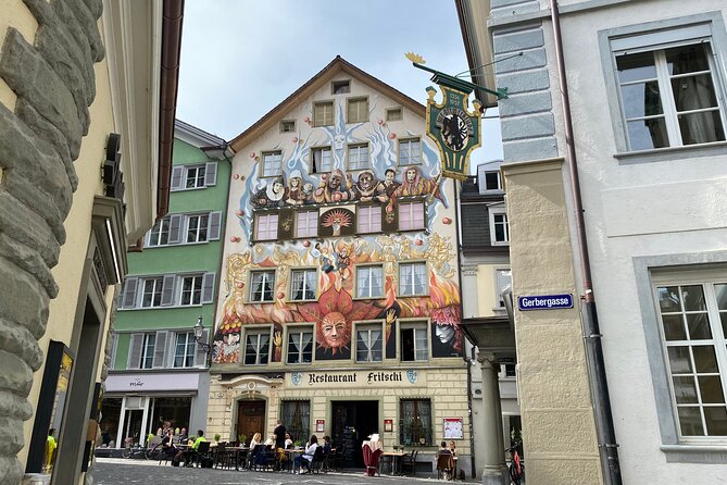 Revealing Lucerne: Self-Guided Audio City Tour - The Lion Monument and stories of former residents