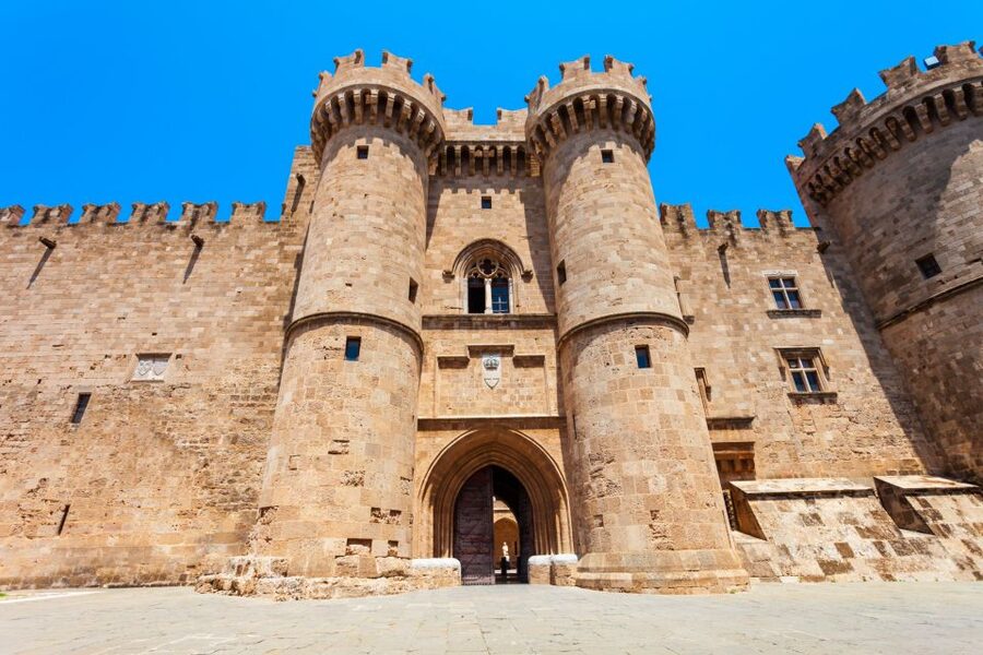 Rhodes: Palace of the Grand Master E-Ticket & Audio Tour - The chapel and the palace rooms