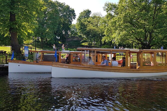 Riga City Canal & Daugava River Premium Boat Tour with Audioguide - Kronvalda Park and the National Theatre