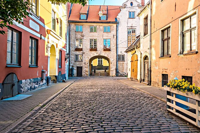 Riga Scavenger Hunt and Highlights Self Guided Audio Tour - How the app works in real use