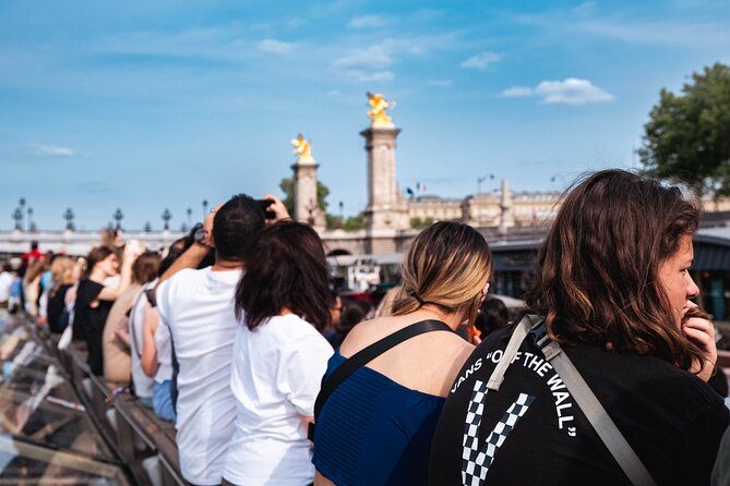 River Seine Sightseeing Boat Tour with Audio Guide - Musée d’Orsay and Saint-Germain-des-Prés