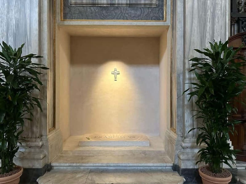 (Rome) Audio Guided Tour of the Basilica of Santa Maria Maggiore - The golden ceiling and Cosmatesque floor