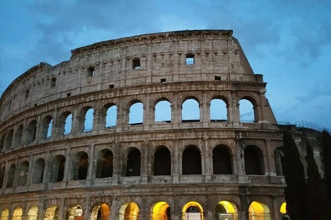 Rome Audio Tour with Colosseum Visit - Walking through the Roman Forum