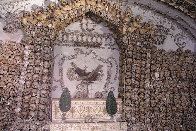 Rome: Capuchin Crypts Entrance with hosting &Audio guide - What the Capuchin Crypts are really about