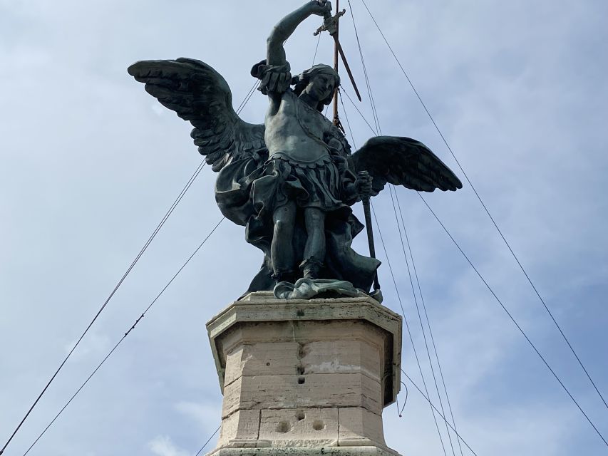 Rome: Castel Sant'Angelo Entry Ticket & Digital Audioguide - What the digital audioguide adds