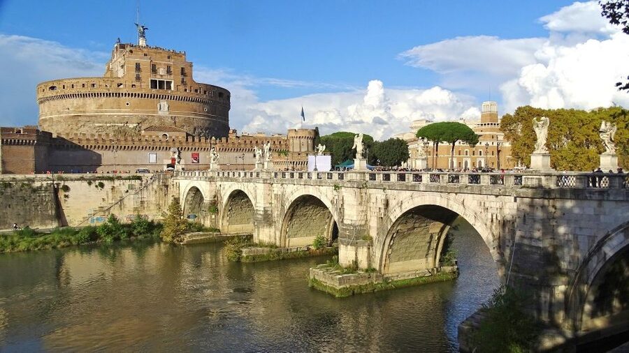 Rome: Castel Sant’Angelo Entry Ticket with Audio guide - When reserved entry matters