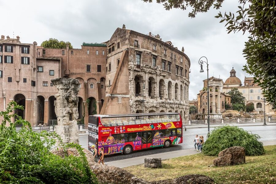 Rome: City Sightseeing Hop-on Hop-off Bus with Audioguide - Piazza Venezia, Largo Argentina, and Piazza Navona