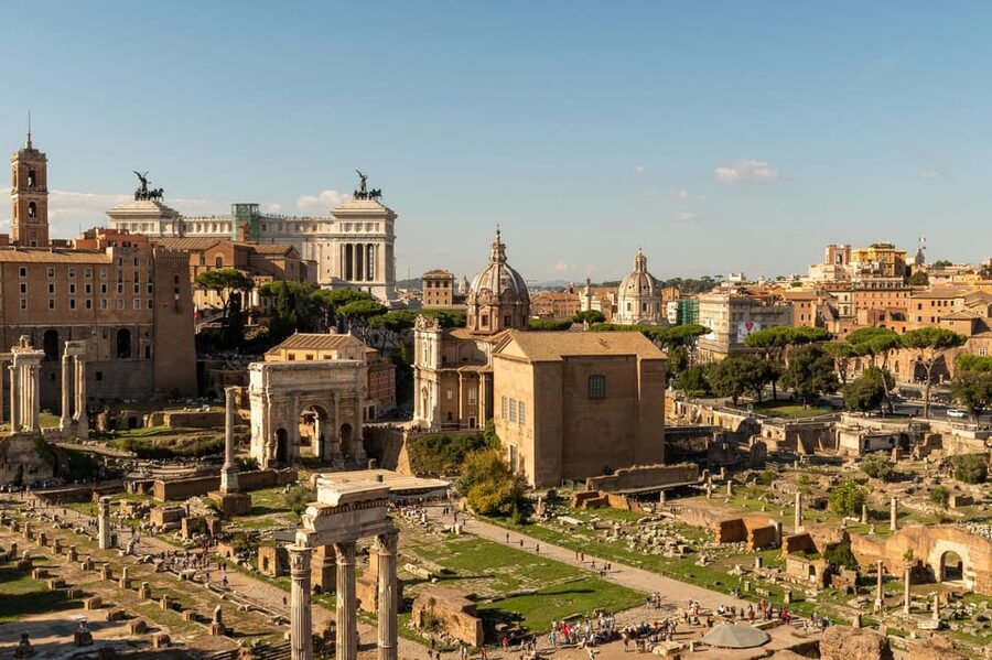 Rome: Colosseum Experience with Host and Audio Guide - Audio guide or no audio guide?