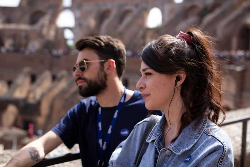 Rome: Colosseum, Forum, & Palatine Hill Entry & Audioguide - Meeting the host above the Colosseo station
