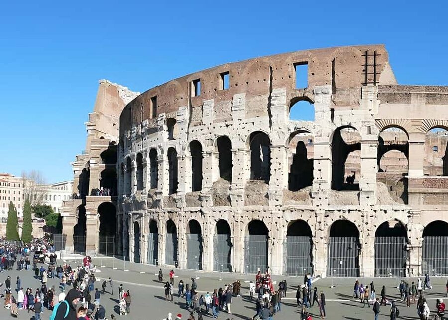 Rome: Colosseum, Forum & Palatine Ticket with Audioguide App - Meeting at Santi Cosma e Damiano