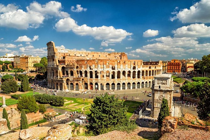 Rome: Colosseum, Forum & Palatine with Arena Access + Audio Guide - Palatine Hill gives the best change of pace