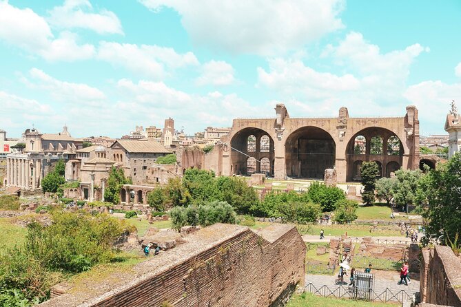 Rome: Colosseum, Roman Forum, Palatine Hill With Free Audio Guide - Entering the Colosseum at a timed slot