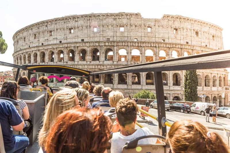 Rome: Hop-on Hop-off Sightseeing Bus Tour with Audioguide - Why the bus works well in Rome