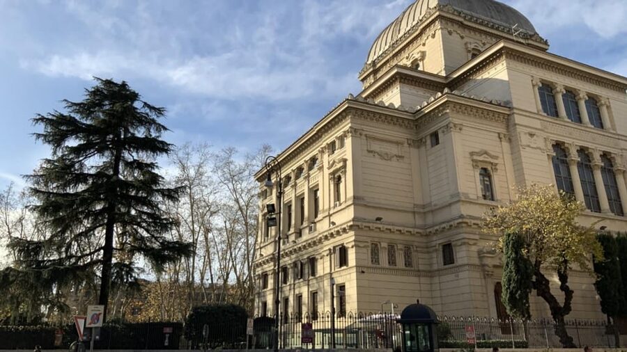 Rome: Jewish Museum and Tempio Maggiore Entry with Audio - What the audio guide adds