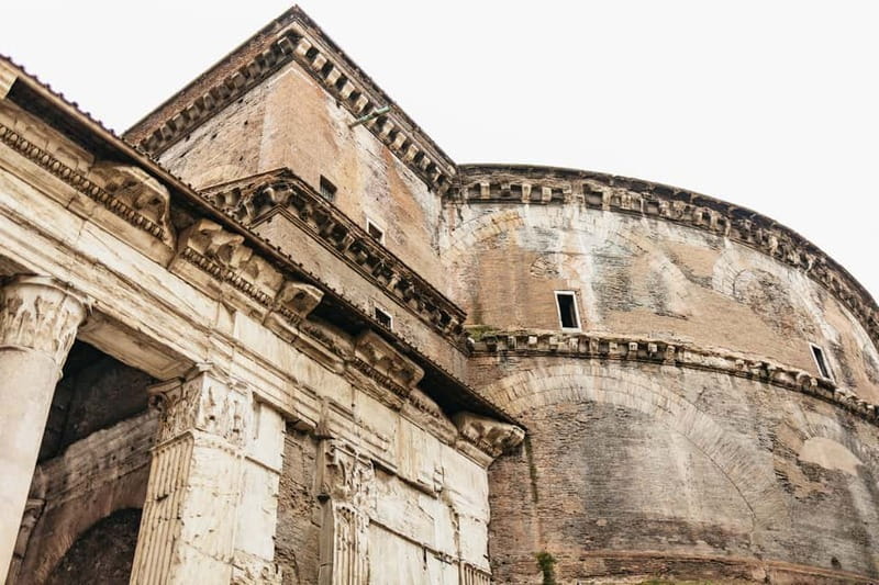 Rome: Pantheon Fast-Track Ticket and Official Audioguide - Accessibility, clothing, and timing