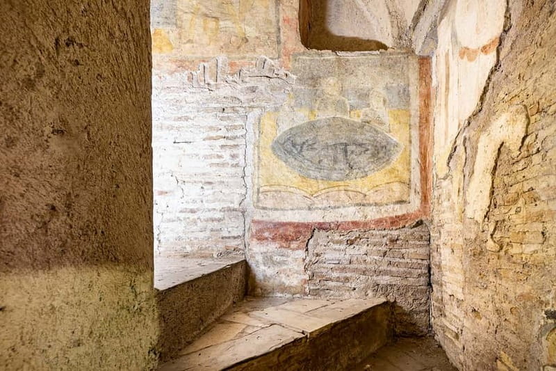 Rome: Roman House of the Celio Hill Ticket & App Audioguide - Frescoes worth slowing down for