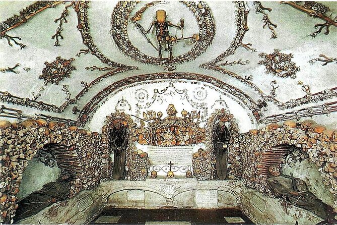 Rome’s Bone Chapel with Audioguide App and Panoramic Bus Transfer - Self-guided audio works best for independent visitors