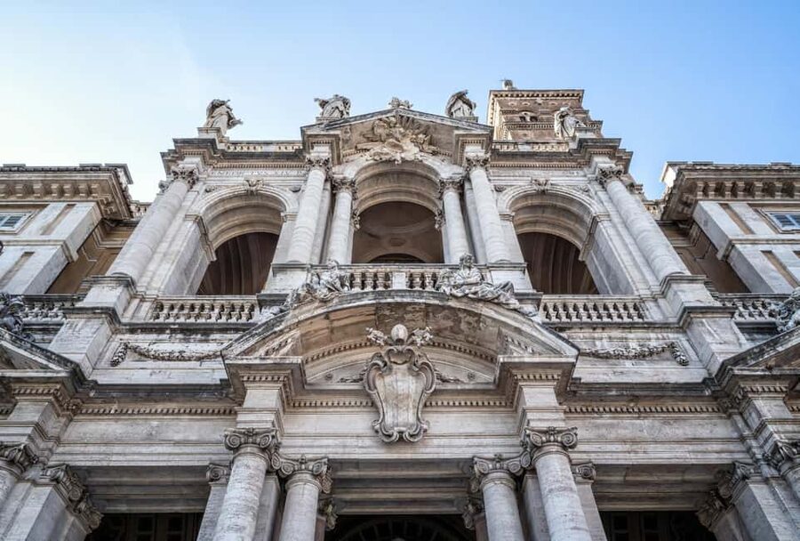Rome: Santa Maria Maggiore – Visit with Audio Guide and Reserved Access - Looking closely at the 5th-century mosaics