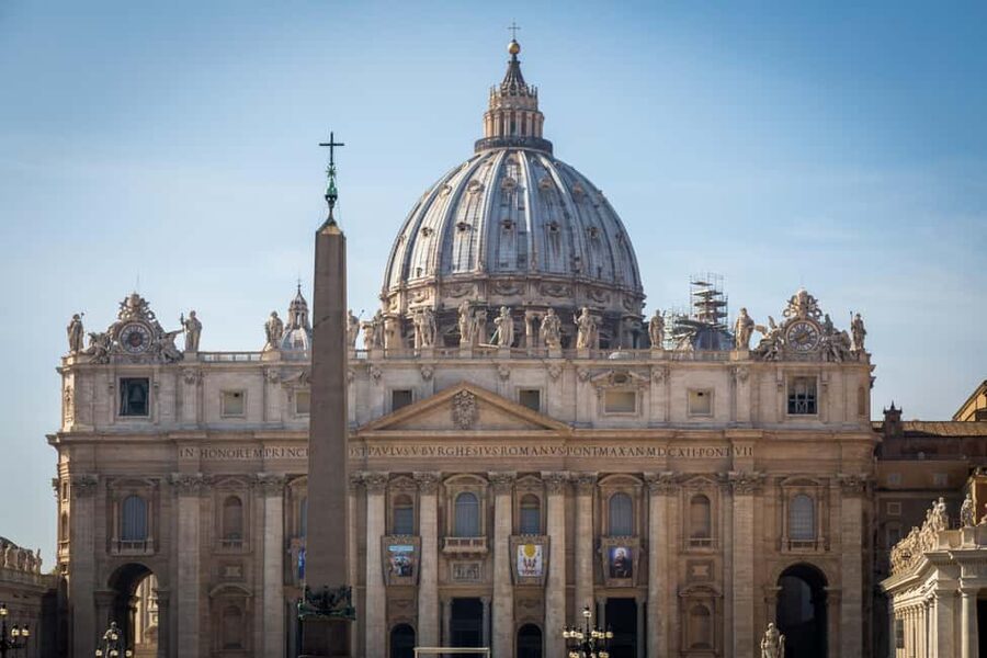 Rome: Sistine Chapel, Vatican Museums Entry, & Audioguide - Dress rules and what to leave at your hotel