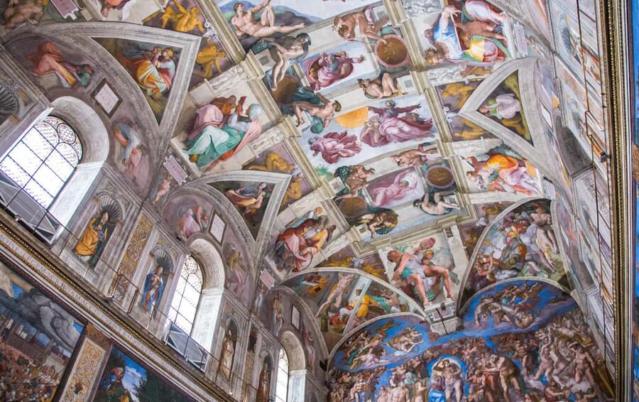 Rome: Sistine Chapel, Vatican Museums Entry, & Audioguide - Finding the meeting point near Caffè Vaticano