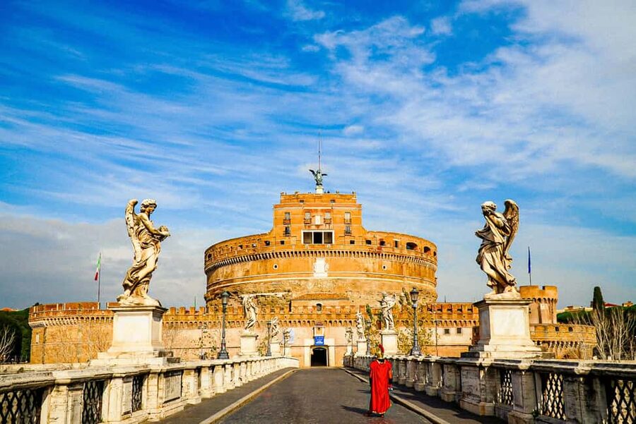 Rome: Skip-the-Line Castel Sant'Angelo Tickets & Audio Guide - What the two-hour visit feels like