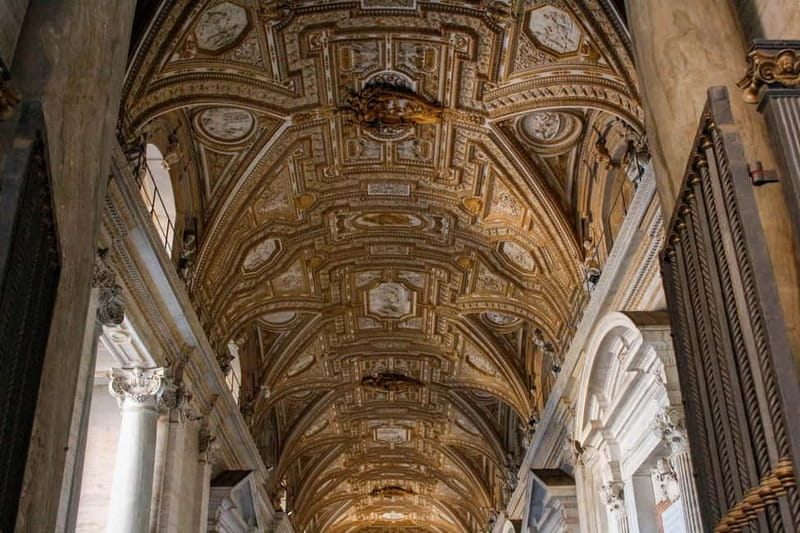 Rome: St. Peter's Basilica and Dome Entry + Audio Guide - Climbing the dome at your own pace