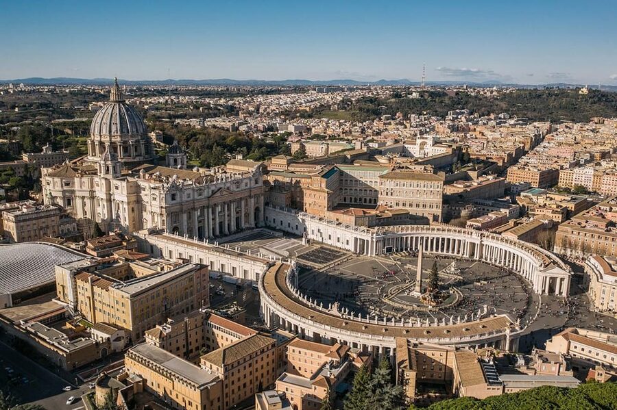 Rome: St.Peter's Basilica Audio Guide with Dome Tickets - Getting through security without false expectations