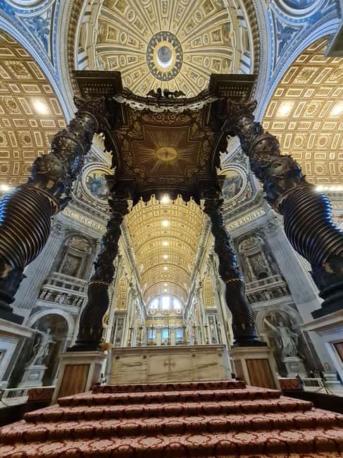 Rome: St. Peter's Basilica Entry Ticket and AudioGuide - Security and the first view inside