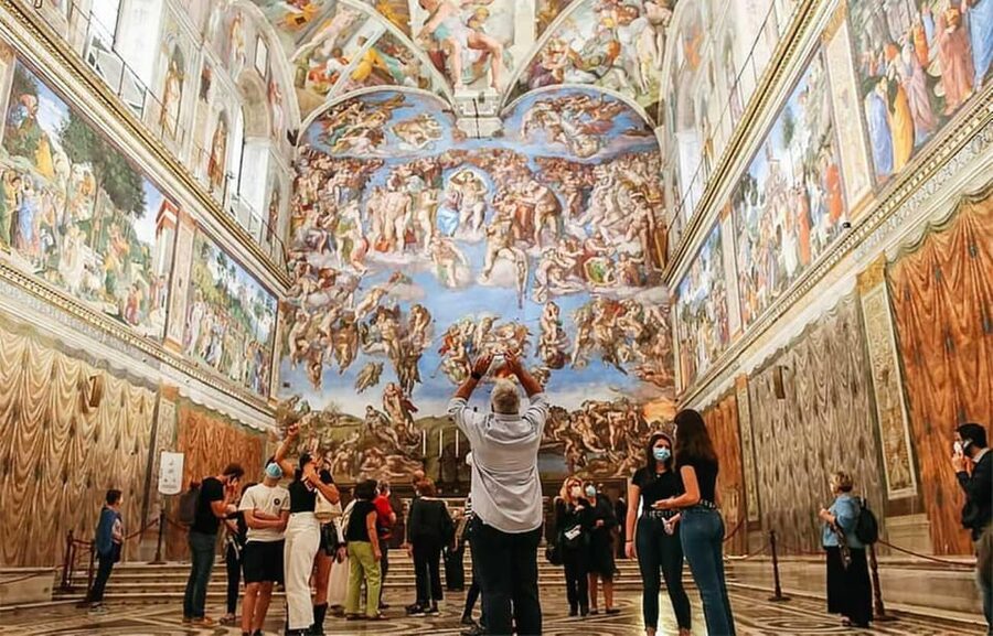 Rome: St. Peter’s Basilica Hosted Access with Audio Guide - Meeting your host near the Vatican