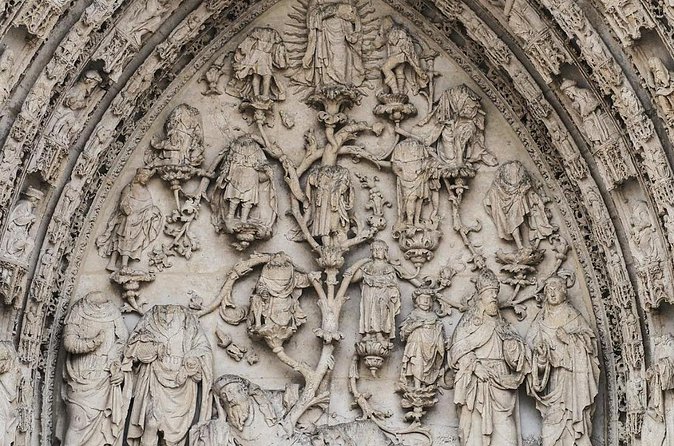 Rouen Cathedral Self Guided Audio Tour - Studying Rouen’s stained-glass windows