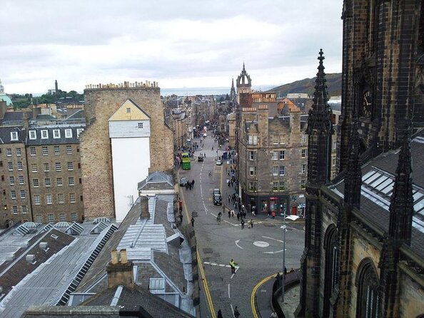 Royal Mile, Edinburgh Walking Tour with Audioguide - Key points to know before you book