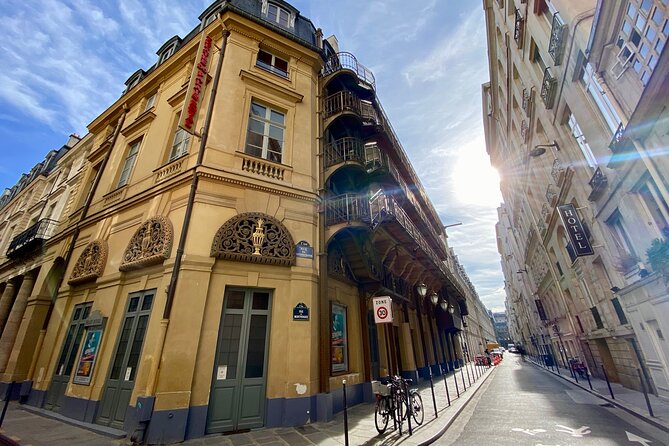 Royal Palace & Covered Passages, audioguided tour - Passage des Panoramas and the ancestor of cinema