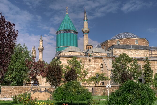 Rumi Route: A self-guided audio tour into Rumi's world - The Mevlana Museum as the route’s main anchor