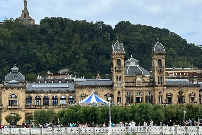 Sampling San Sebastián's History: A Self Guided Audio Tour - How the VoiceMap format works in practice