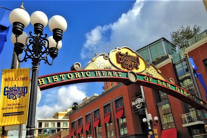 San Diego Gas Lamp: At your leisure & pace. An audio walking tour. - A flexible way to meet the Gaslamp Quarter