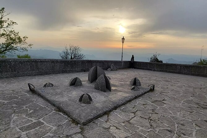 San Marino's Three Towers: An Audio Tour of the Ancient Republic - Starting through Porta San Francesco