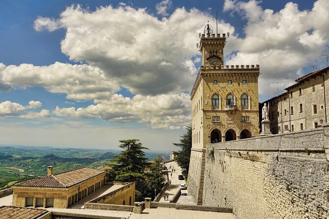 San Marino Walking Tour with Audio and Written Guide - Guaita, the first tower