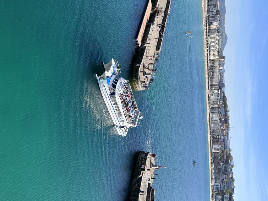 San Sebastian: Sustainable Catamaran Cruise with Audio Guide - Leaving the traditional harbor for La Concha Bay