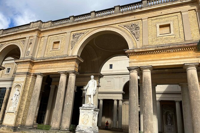 Sanssouci Park: A Self-Guide Audio Tour of the Garden's Landmarks - Orangery Palace and the later royal family