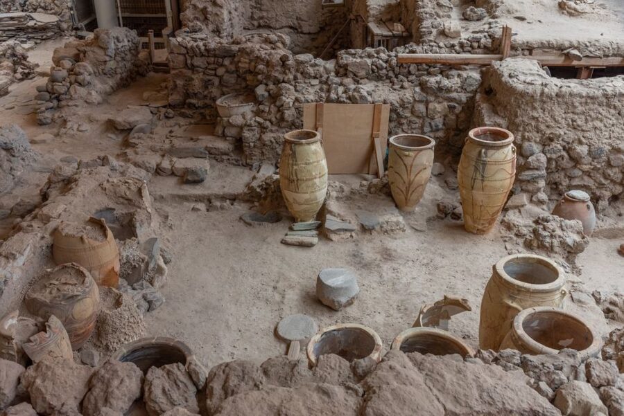 Santorini: Akrotiri Entry Ticket and Audio Guide - Access, timing, and practical preparation