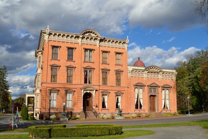 Saratoga Springs Historic Smartphone Guided Audio Walking Tour - Starting at Marylou Whitney Park
