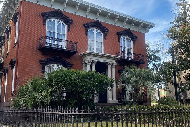 Savannah’s Historical District: A Self-Guided Audio Tour - Armstrong-Kessler House keeps the focus on people