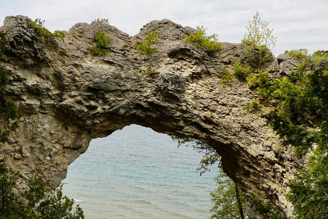 Scenic Mackinac Island: A Self-Guided Cycling Audio Tour - Arch Rock and the Island’s Limestone