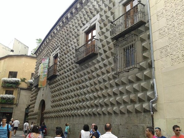 Segovia from the Aqueduct to the Alcazar: A Self-Guided Audio Tour - From Roman engineering to royal walls