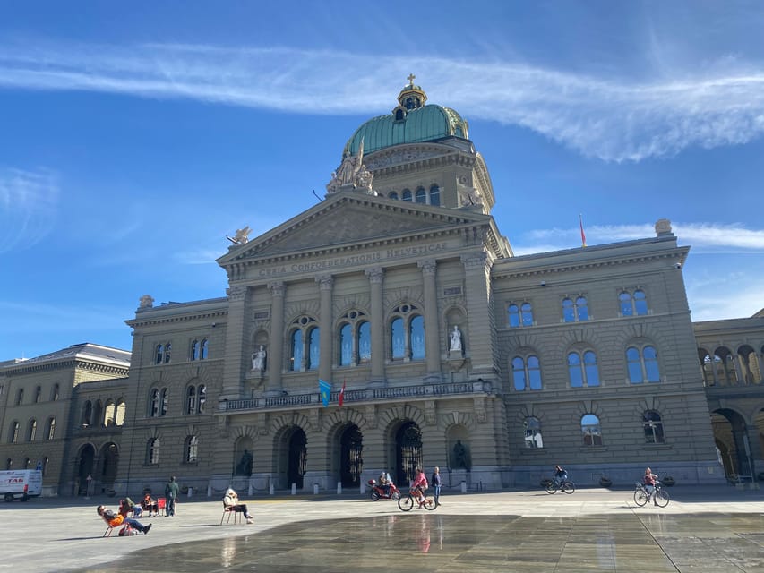 Self-Guided Audio City Tour in Bern - How the audio format works in practice