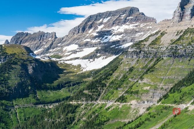 Self-Guided Audio Driving Tour in Glacier National Park - Climbing toward Logan Pass