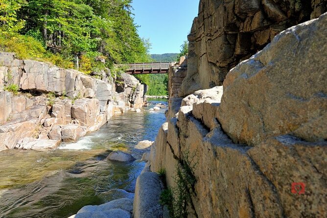 Self-Guided Audio Driving Tour in Kancamagus Highway - Lower Falls for a river break